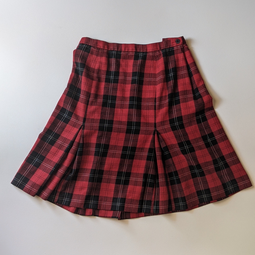 Vintage 90s Josephine Chaus Plaid Red and Black Women's Midi Skirt